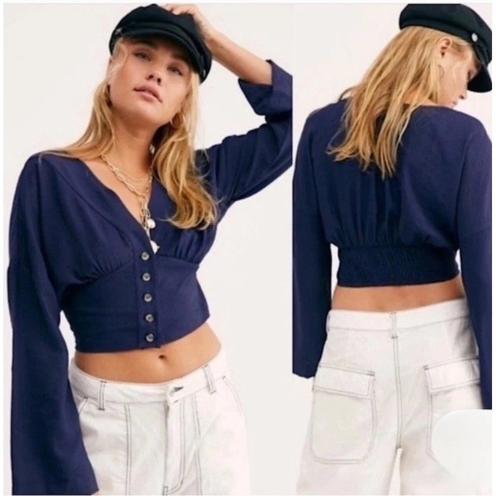 Free People  Crop top Long Sleeve  Navy Blue Button ‎ V-Neckline Size M